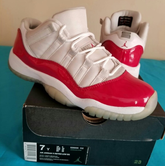 red jordans size 7